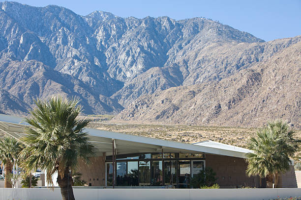 istock Palm Springs Visitor's Center And San Jacinto Mountains 183374927