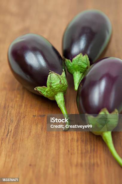 인도어 Eggplants 가지-채소에 대한 스톡 사진 및 기타 이미지 - 가지-채소, 보라색, 신선함