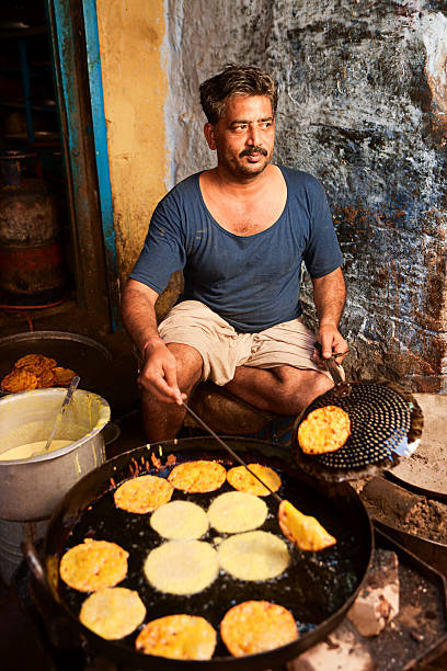 istock Indian street vendor 183377878
