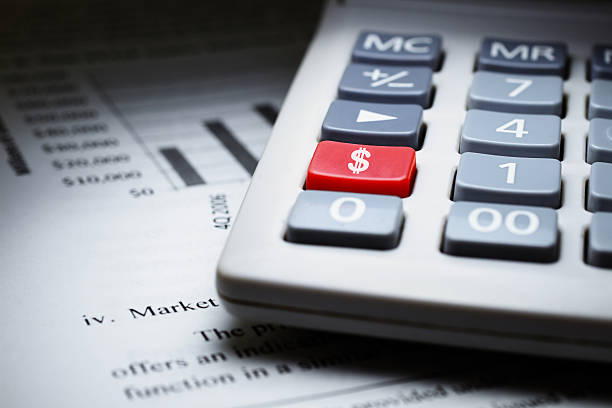 a contabilidade - tax tax form financial advisor calculator imagens e fotografias de stock
