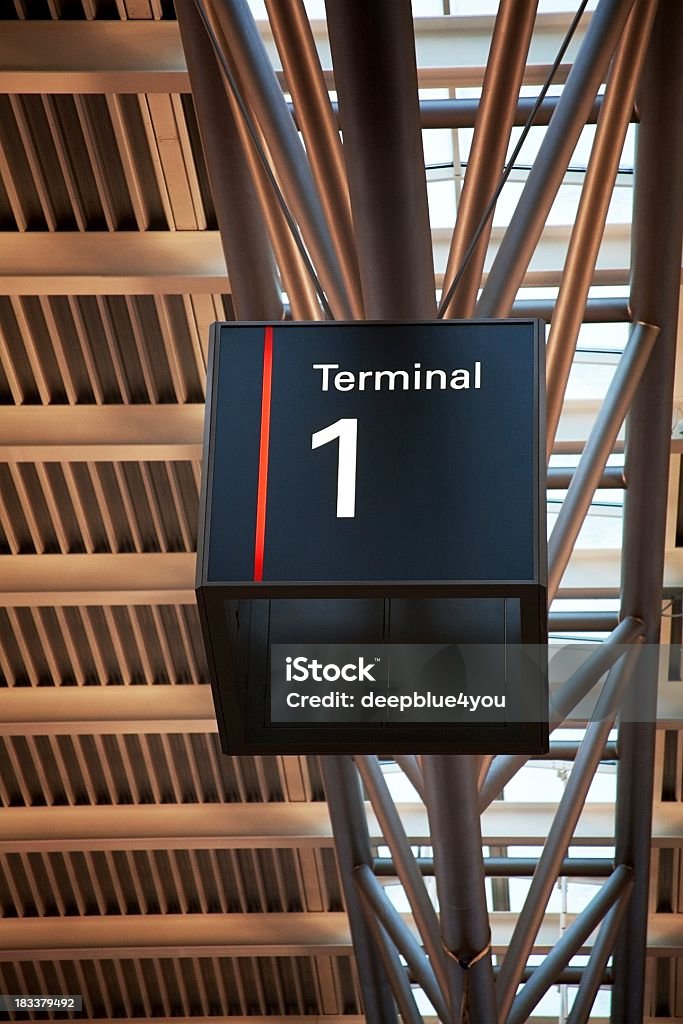 La información sobre el aeropuerto, la Terminal 1 - Foto de stock de Aeropuerto libre de derechos