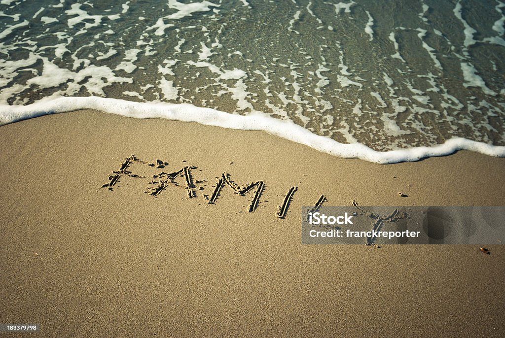 Família mensagem na areia - Foto de stock de Abstrato royalty-free