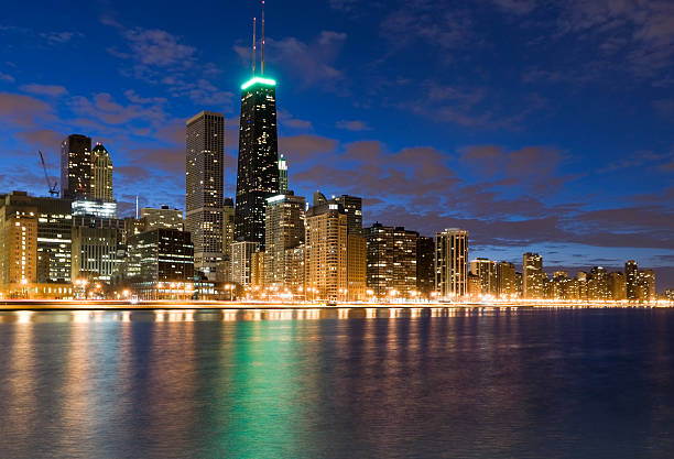 istock Northern Chicago Skyline at Twilight 183380039