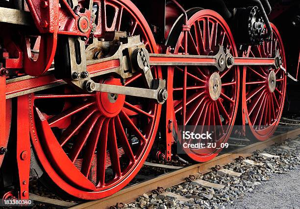 Training Wheels Stockfoto und mehr Bilder von Antiker Gegenstand - Antiker Gegenstand, Bahngleis, Eisen