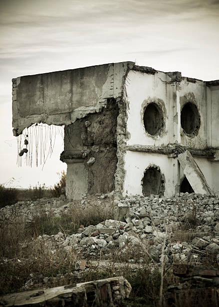 istock Destroyed residence after natural disaster 183380394
