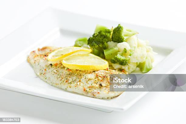 Foto de Tilápia Assado e mais fotos de stock de Tilapia Aurea - Tilapia Aurea, Cortado em Filé, Fundo Branco