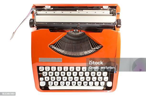 Máquina De Escribir Foto de stock y más banco de imágenes de Máquina de escribir - Máquina de escribir, Retro, Anticuado