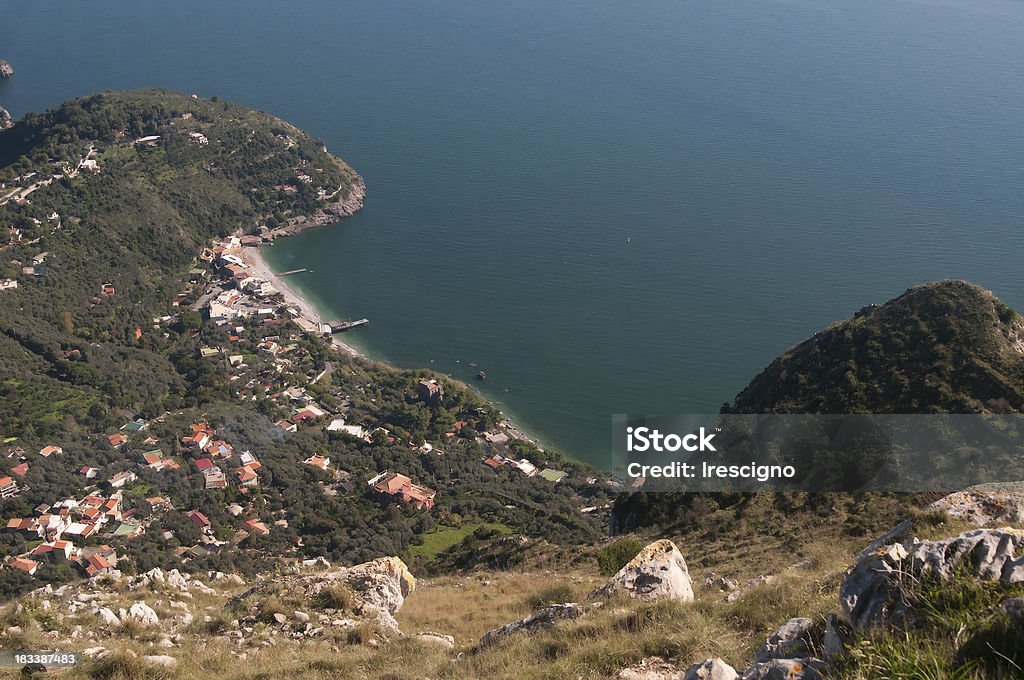 Massa Lubrense -Viewpoin San Costanzo-costa sorrentina - Foto stock royalty-free di Albero