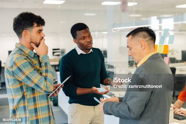 Discussion With Boss Diverse Employees Discussing With Boss Ideas For Project Not So Great ...