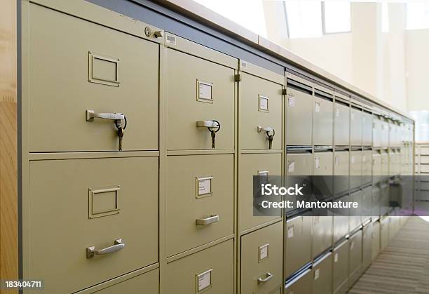 Archives Stockfoto und mehr Bilder von Aktenschrank - Aktenschrank, Schloss - Abschließen, Schrank