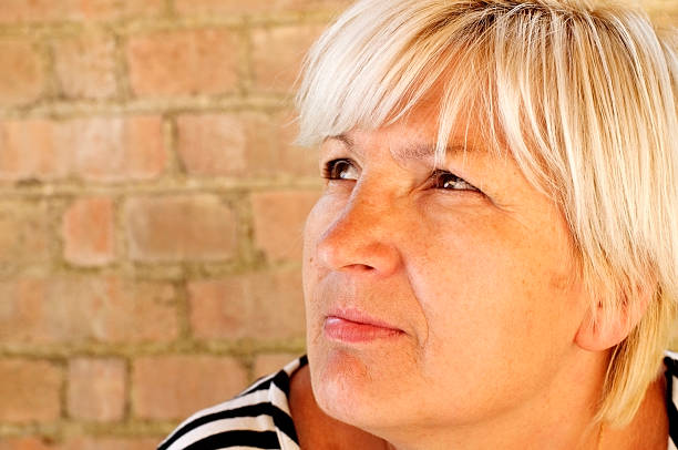 istock Senior Adult Looking Up 183406283