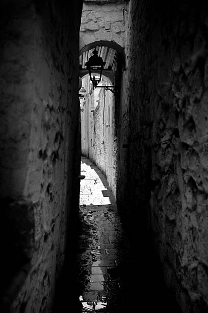 istock Italian Alley 183407952