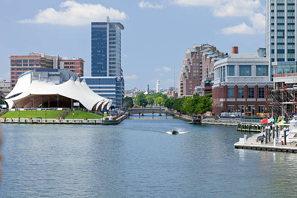 istock Pier Six Concert Pavillion at Inner Harbor 183408303