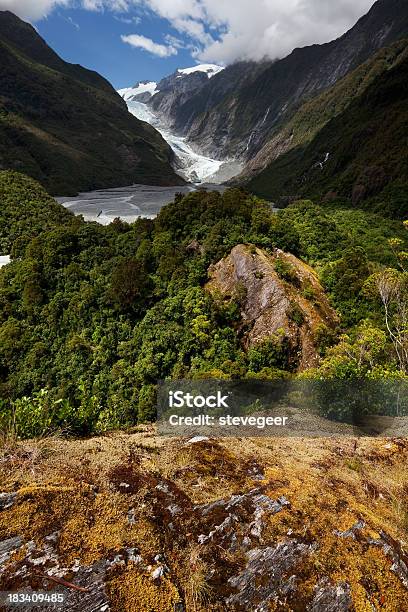 Foto de Pitoresco Geleira Na Nova Zelândia e mais fotos de stock de Alpes do sul da Nova Zelândia - Alpes do sul da Nova Zelândia, Cena Não-urbana, Cena Rural