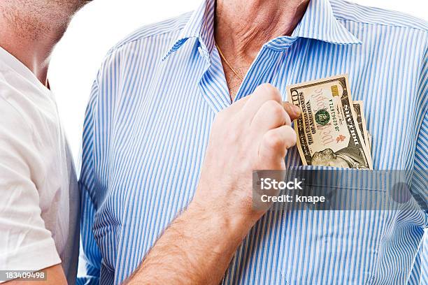 Hombre Mayor De Recibir Su Pensión Se Le Foto de stock y más banco de imágenes de Tercera edad - Tercera edad, Víctima, Camisa