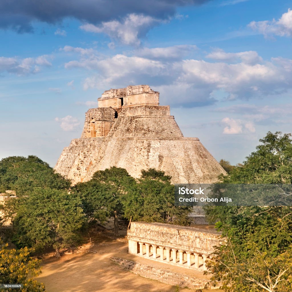 Las pirámides Mayas - Foto de stock de Antiguo libre de derechos