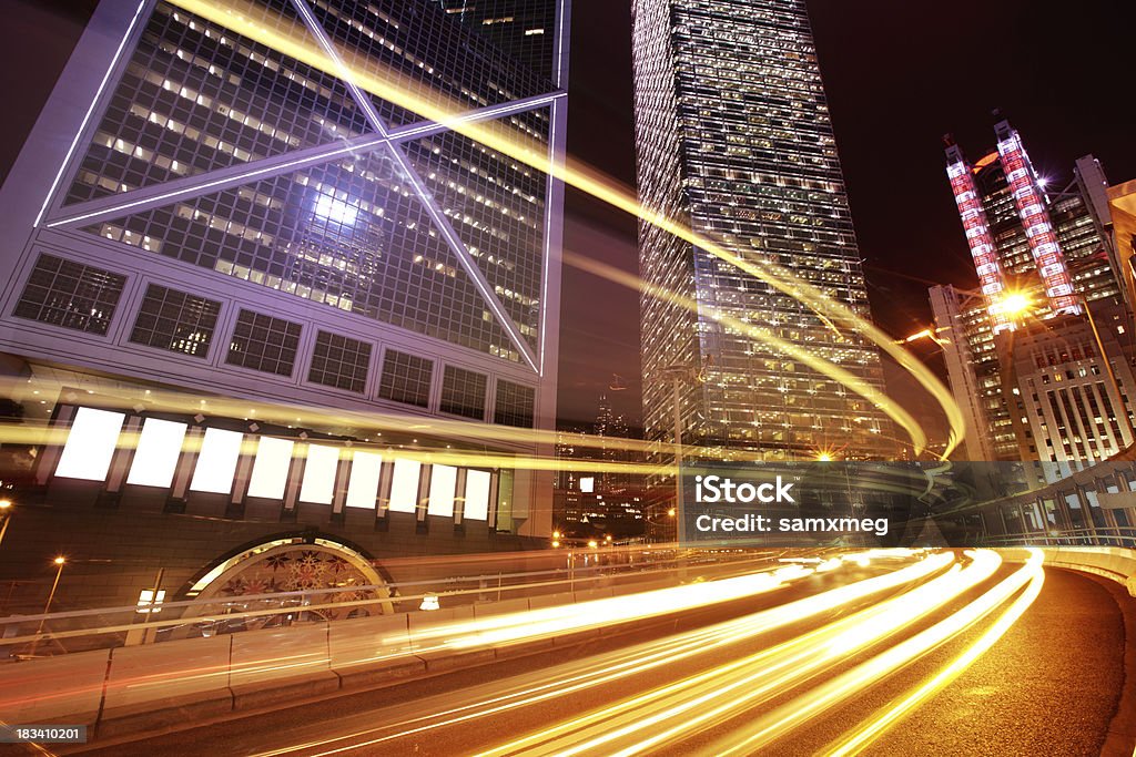 Notte di traffico di Hong Kong - Foto stock royalty-free di Attività bancaria