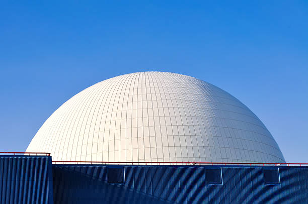 Horizontal reactor dome "The white reactor dome at Sizewell nuclear power station in Suffolk, UK.Please see some similar pictures from my portfolio:" nuclear reactor stock pictures, royalty-free photos & images