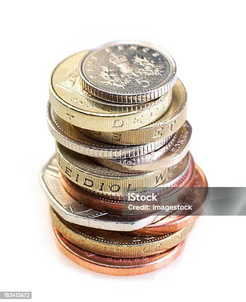 Photo libre de droit de Monnaie Britannique banque d'images et plus d'images libres de droit de Empilé - Empilé, Monnaie britannique, Pièce d'1 livre sterling