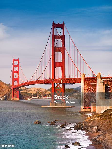 Photo libre de droit de Golden Gate Bridge banque d'images et plus d'images libres de droit de Californie - Californie, Circulation routière, Connexion