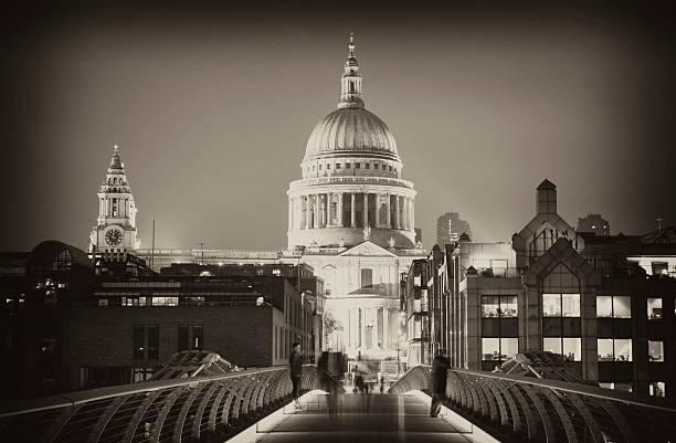 istock St Paul's & The Millennium Bridge In Monochrome 183414319