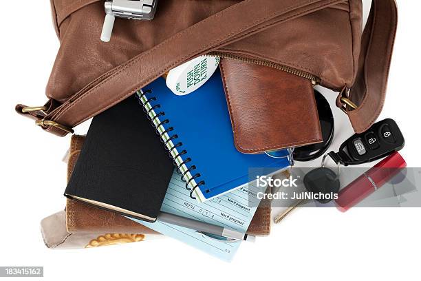 Leder Geldbörse Verschütten Notwendigen Gegenstände Stockfoto und mehr Bilder von Handtasche