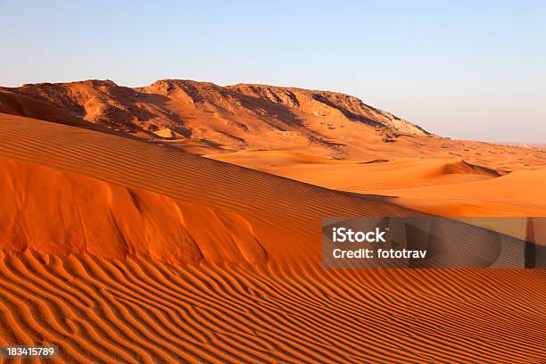 Sonnenuntergang Auf Sand Dunes Stockfoto und mehr Bilder von Abenteuer - Abenteuer, Anhöhe, Ausgedörrt