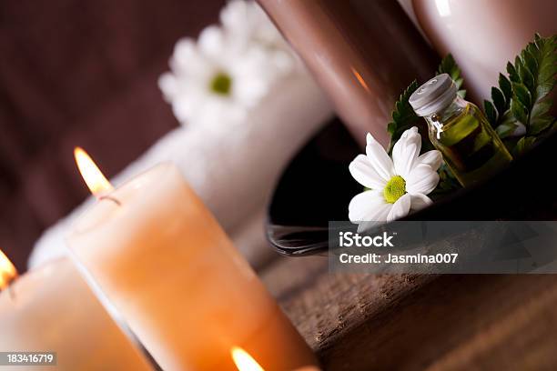 Concetto Di Spa - Fotografie stock e altre immagini di Ambientazione interna - Ambientazione interna, Aromaterapia, Ayurveda