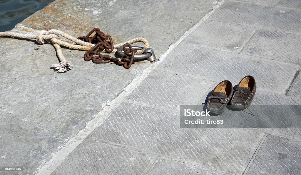 Zapatos de vela en el puerto - Foto de stock de Aire libre libre de derechos