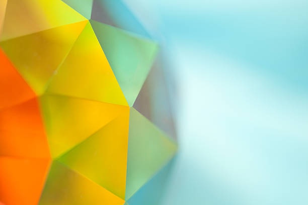 geodésica, prismático, esfera de cristal con espectro de color - spectrum geometry refraction sphere fotografías e imágenes de stock