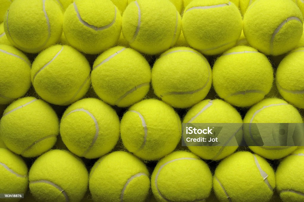 Cuadrícula de pelotas de tenis - Foto de stock de Amarillo - Color libre de derechos