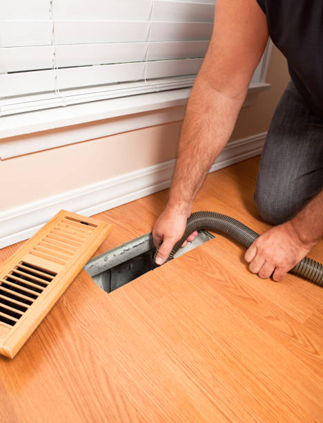 istock Professional Air Duct Cleaning 183420056