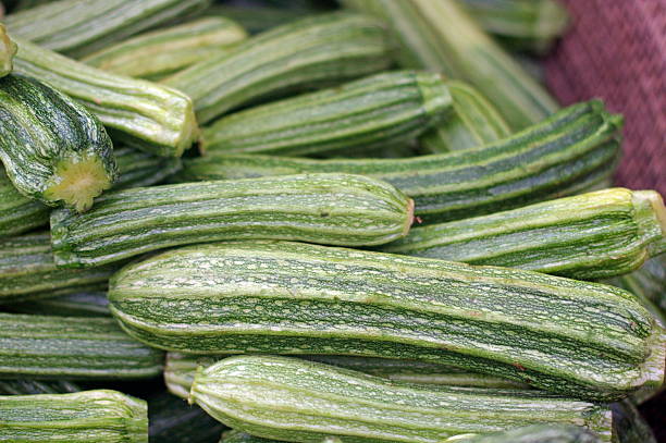 istock italian zuchinni 183421100