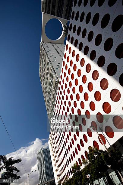 Foto de Edifícios De Apartamentos Modernos e mais fotos de stock de Abstrato - Abstrato, Apartamento, Arquitetura