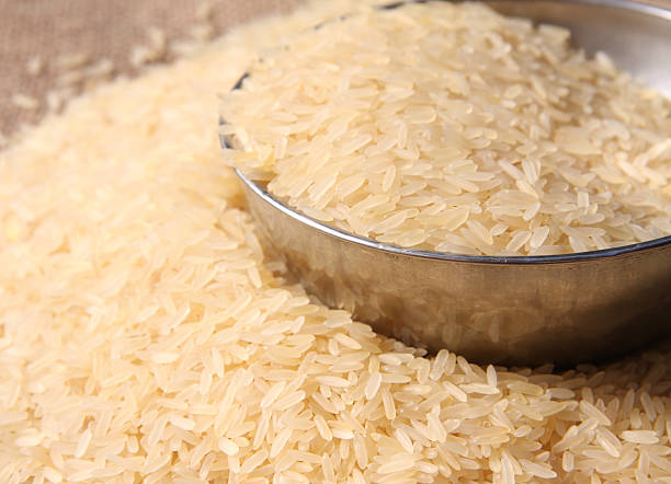 Arroz parboiled sanos - foto de stock