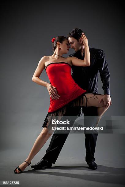 Tango Para - zdjęcia stockowe i więcej obrazów Tańczyć - Tańczyć, Muzyka tango, Tango - taniec