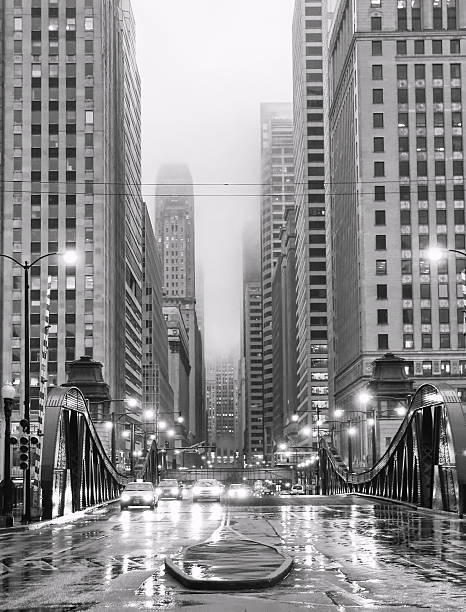 Chicago LaSalle Boulevard in Regen – Foto