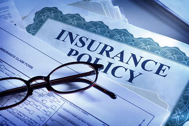 formulário de reivindicação do seguro ou apólice de seguro - insurance company - fotografias e filmes do acervo
