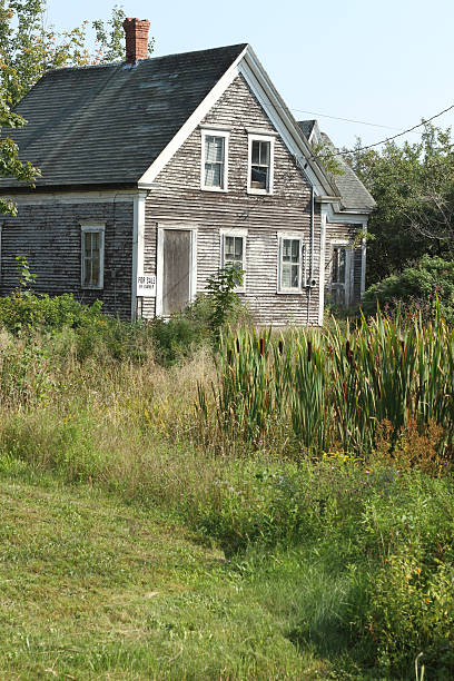 istock house for sale by owner 183428476
