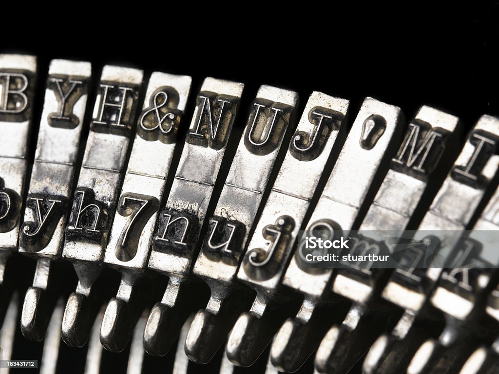 macro shot de llaves de máquina de escribir - Foto de stock de Acero libre de derechos