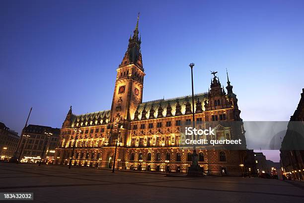 Hamburg Town Hall Stockfoto und mehr Bilder von Abenddämmerung - Abenddämmerung, Architektur, Außenaufnahme von Gebäuden