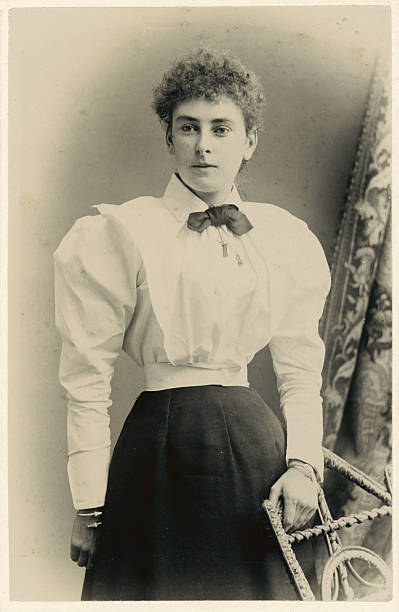 istock Young Victorian Woman 183432422