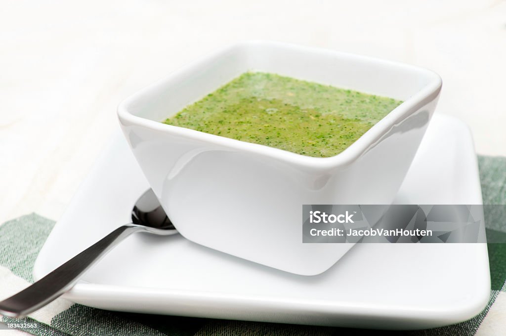 Sopa de brócolis - Foto de stock de Alimentação Saudável royalty-free