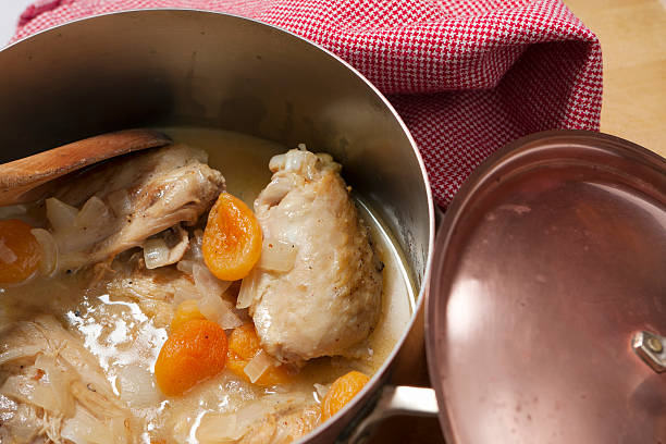 istock Braised Chicken with Dried Apricots 183432731