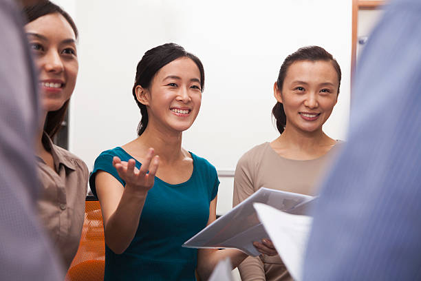 istock Business people having meeting in the office 183433822