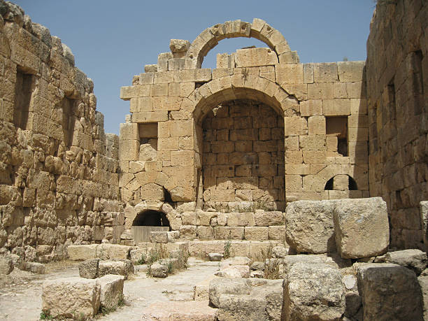 istock Ancient Ruins of Jerash, Jordan 183445652
