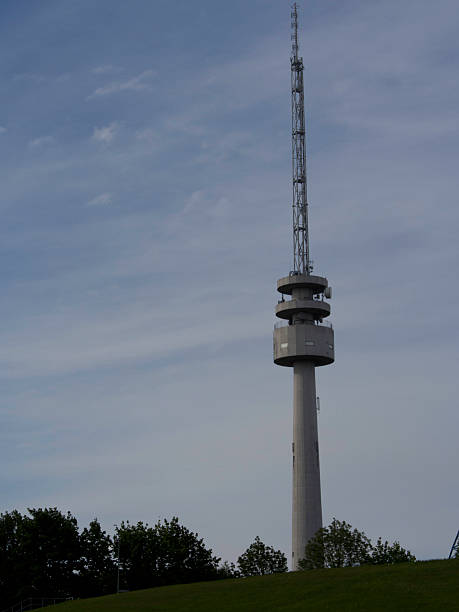 tower - sendemast photos et images de collection