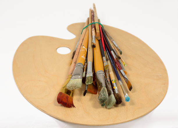 istock Artist's brush and palette for painting 183451644