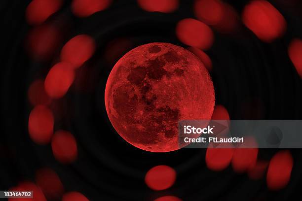 Halloween Luna Rossa O Sangue - Fotografie stock e altre immagini di Luna - Luna, Sangue, Chiaro di luna