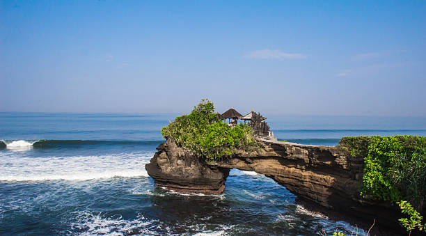 istock Tanah Lot Bali Temple 183489121